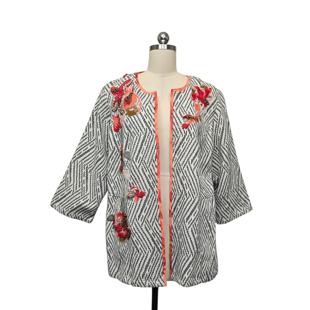 Chicos Size 3 US XL White Black Chevron 3D Floral Embroidered Open Front Jacket